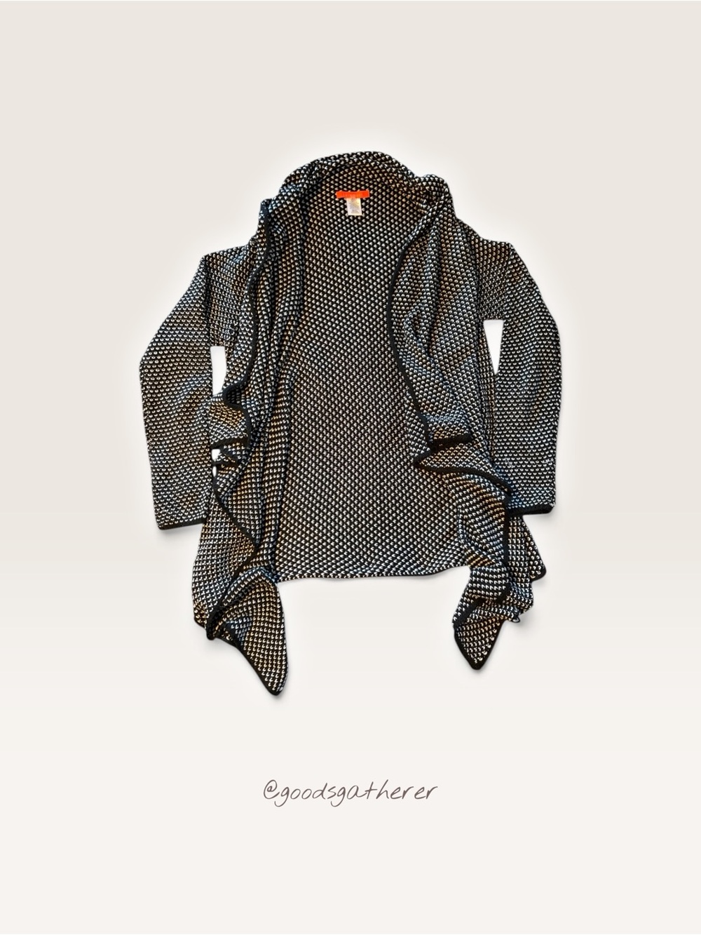 Lulumari Black White Textured Knit Sweater Women’s M/L 100% Cotton